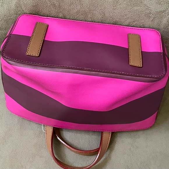 NWT KATE SPADE NEW YORK
JUNO SMALL GRANT ST. TOTE with KS dust bag - Picture 8 of 9